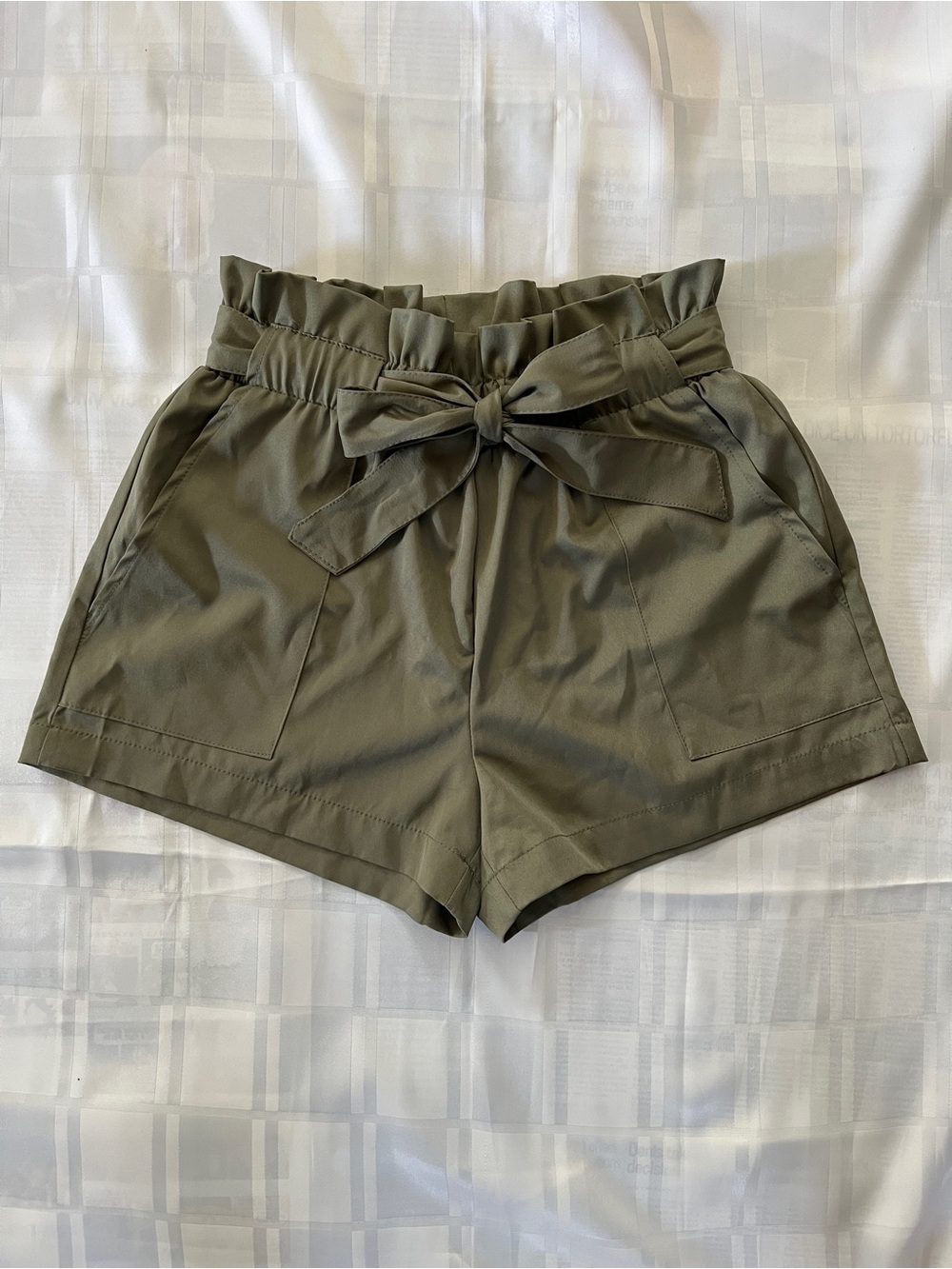 Streetwear Society High-Waist Paperbag Tie Shorts - Olive/Green